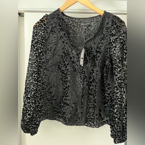 Sheer and velvety animal print blouse Banana Republic